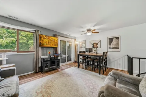 6 Sunrise Dr #3 Unit 3