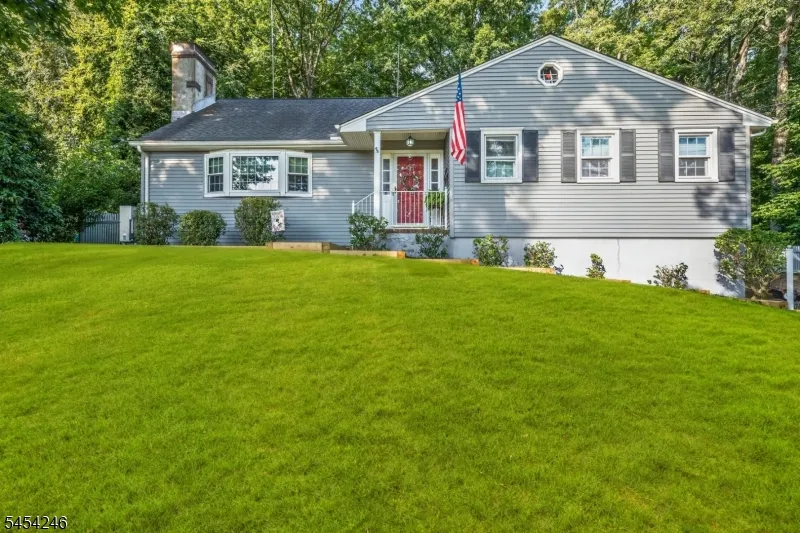108 Chestnut Ter Rockaway, NJ 07866