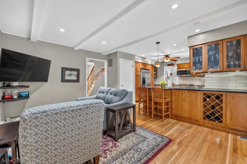 108 Chestnut Ter Rockaway, NJ 07866