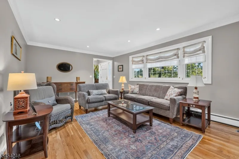 108 Chestnut Ter Rockaway, NJ 07866