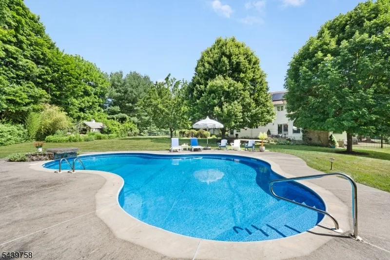 2 William Way Washington, NJ 07853