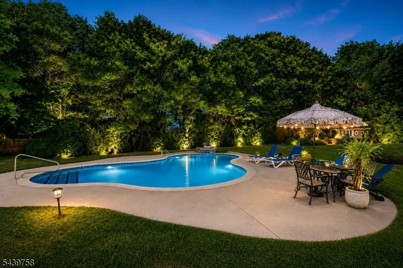 2 William Way Washington, NJ 07853