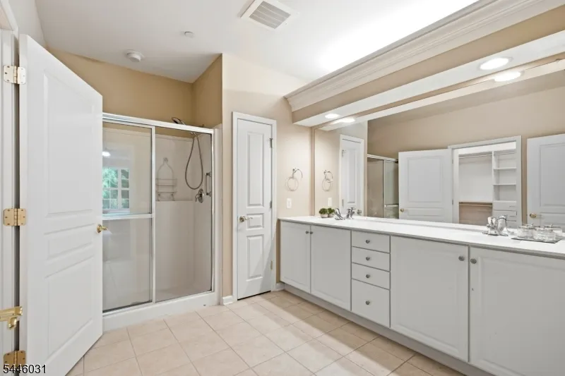 2205 Conrad Way #2205 Unit 2205 Franklin, NJ 08873
