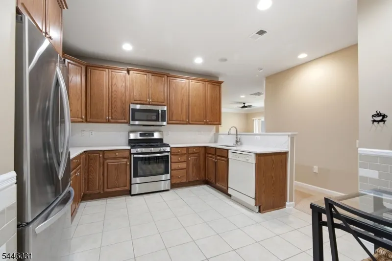 2205 Conrad Way #2205 Unit 2205 Franklin, NJ 08873