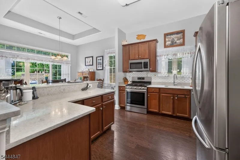418 Edward St Lopatcong, NJ 08865