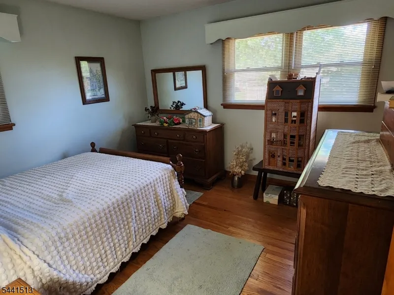 615 Ashland Rd Middlesex, NJ 08846
