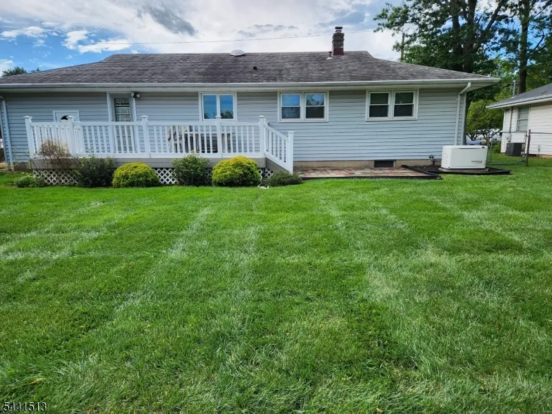 615 Ashland Rd Middlesex, NJ 08846