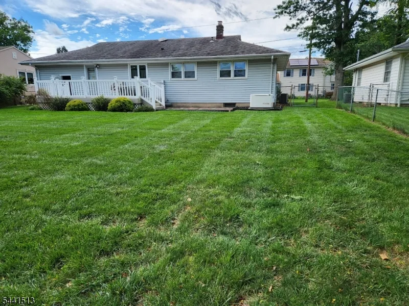615 Ashland Rd Middlesex, NJ 08846