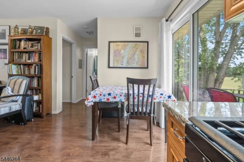 10 C Haven Dr Old Bridge, NJ 07747