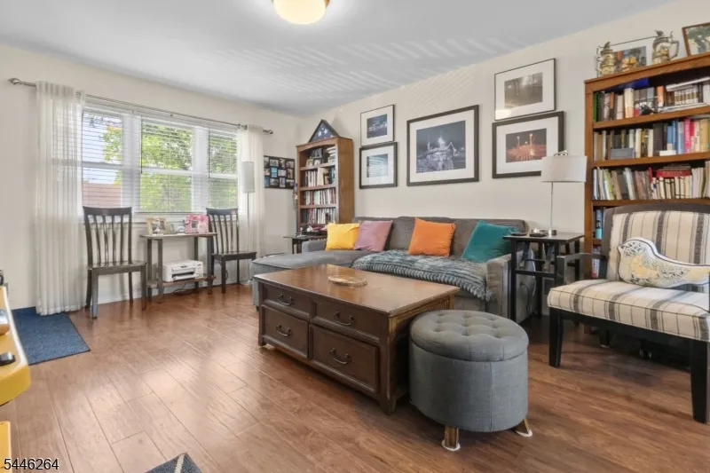10 C Haven Dr Old Bridge, NJ 07747