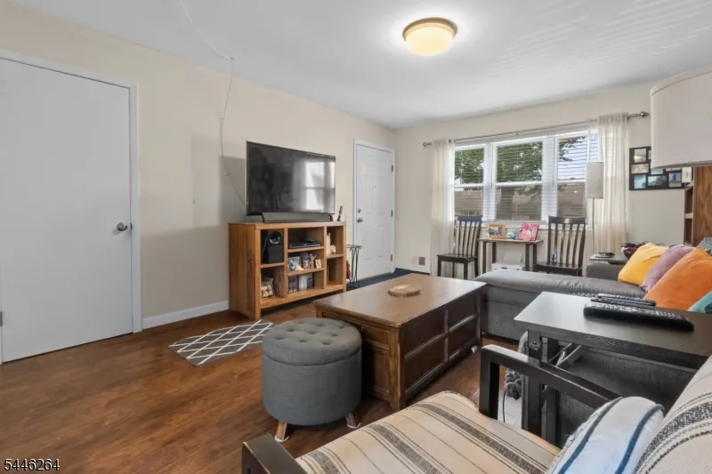 10 C Haven Dr Old Bridge, NJ 07747