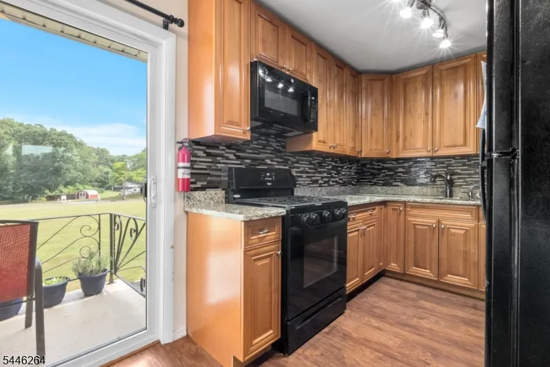 10 C Haven Dr Old Bridge, NJ 07747