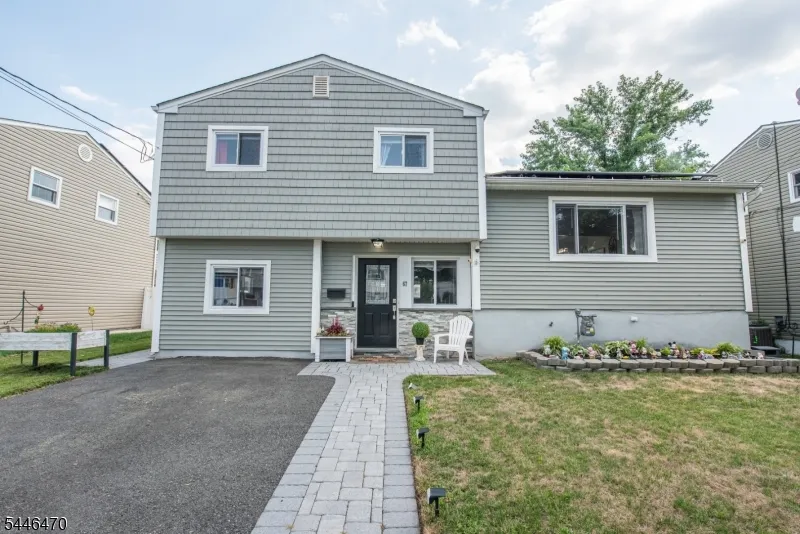 67 Pinho Ave Carteret, NJ 07008