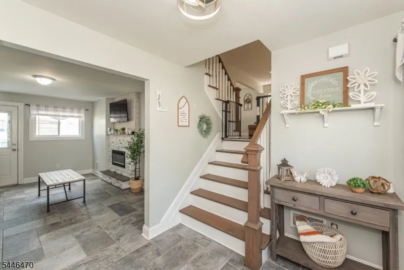 67 Pinho Ave Carteret, NJ 07008