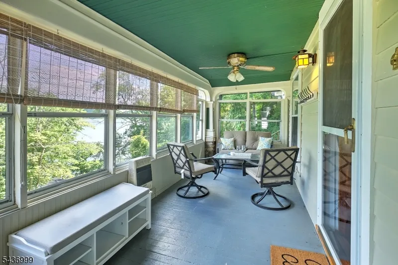 114 Lakeside Dr Liberty, NJ 07823