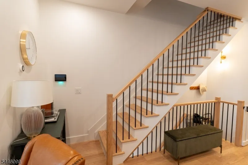 20 Westervelt Pl #2F Unit 2F Jersey City, NJ 07304