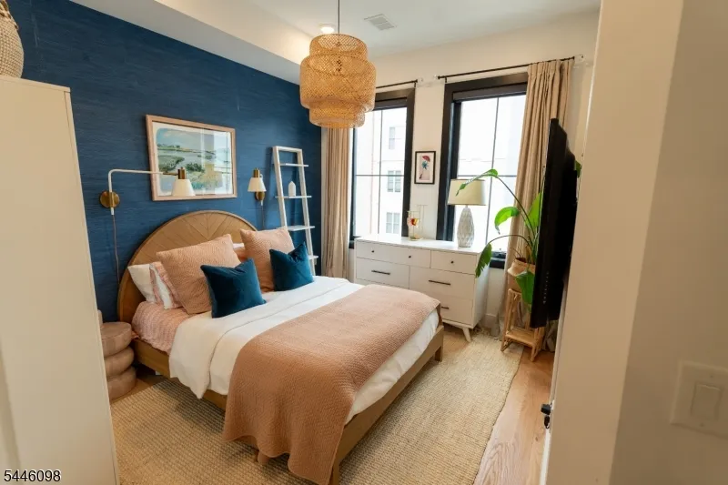 20 Westervelt Pl #2F Unit 2F Jersey City, NJ 07304