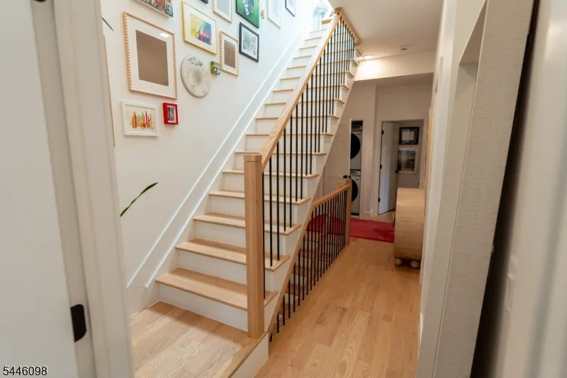 20 Westervelt Pl #2F Unit 2F Jersey City, NJ 07304