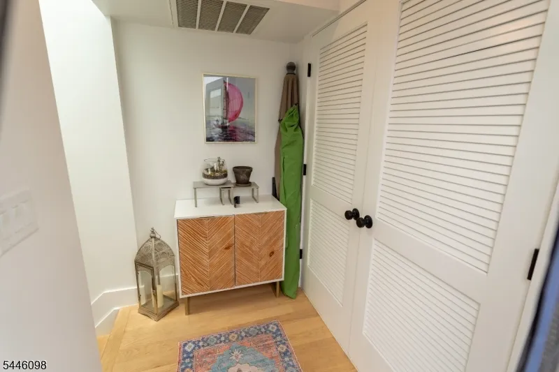 20 Westervelt Pl #2F Unit 2F Jersey City, NJ 07304