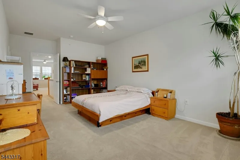 73 Robeson St Somerville, NJ 08876