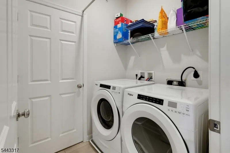 73 Robeson St Somerville, NJ 08876
