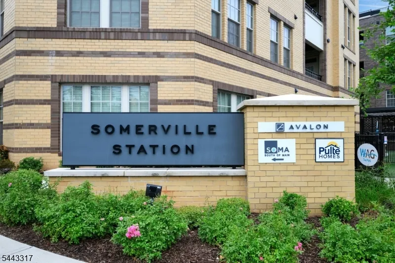 73 Robeson St Somerville, NJ 08876