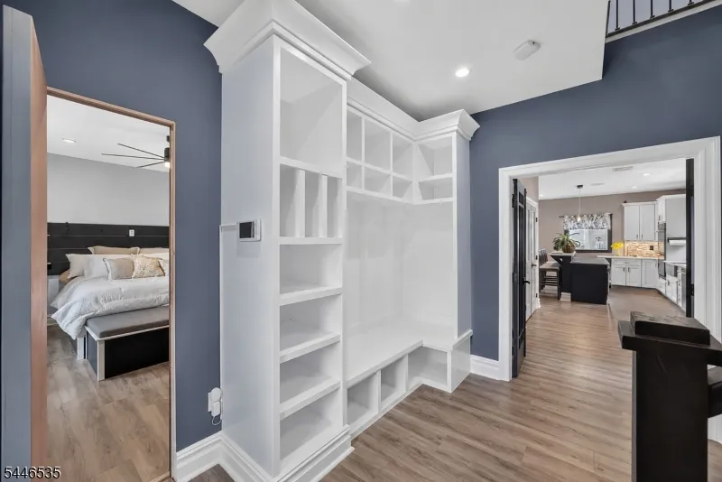 4 Plaza Rd Fair Lawn, NJ 07410