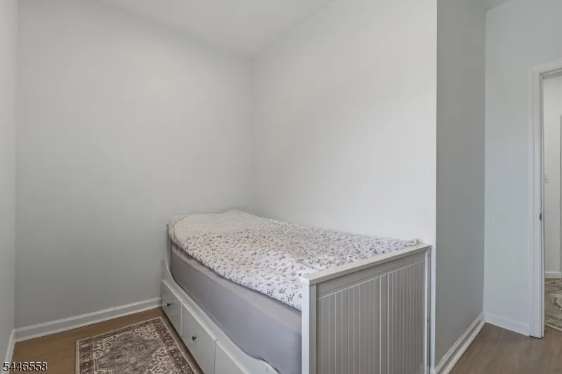 287 Crooks Ave Clifton City, NJ 07011