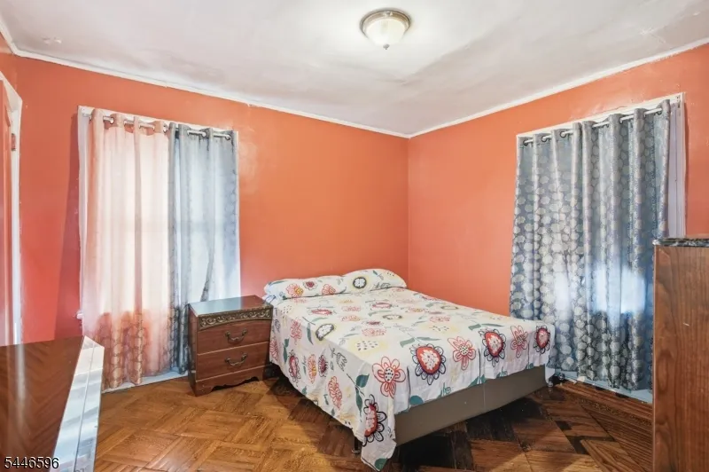 233 Meeker Ave Newark City, NJ 07112