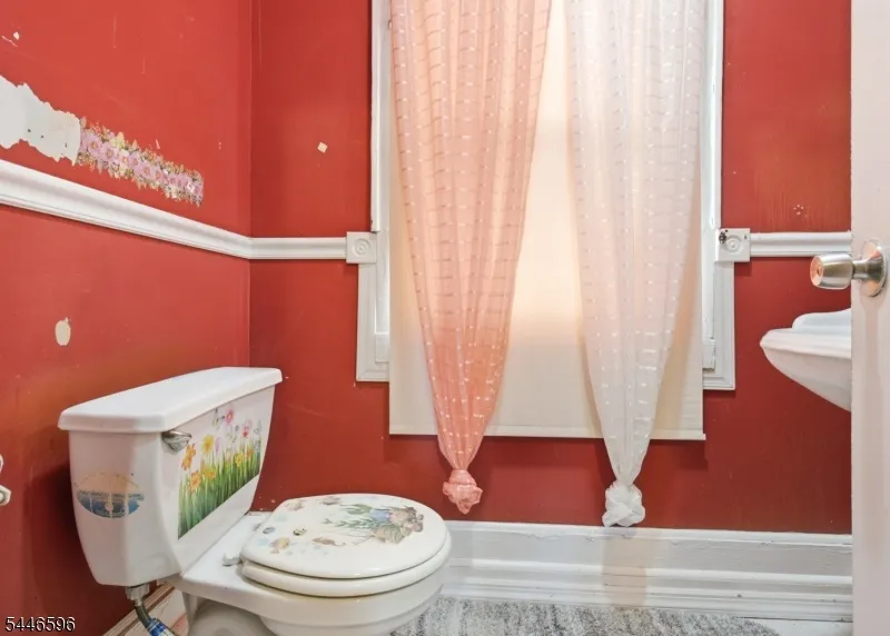 233 Meeker Ave Newark City, NJ 07112