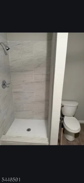 90 Chestnut St East Orange City, NJ 07018