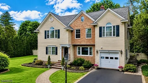6 Wilrue Pkwy