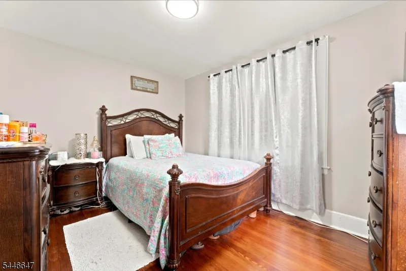 78 Fairmount Ter East Orange City, NJ 07018