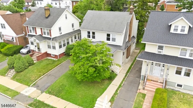 78 Fairmount Ter East Orange City, NJ 07018