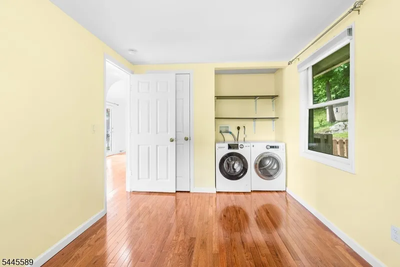 112 Seneca Lake Rd Sparta, NJ 07871