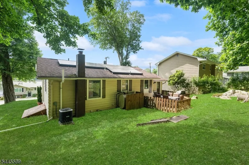 112 Seneca Lake Rd Sparta, NJ 07871