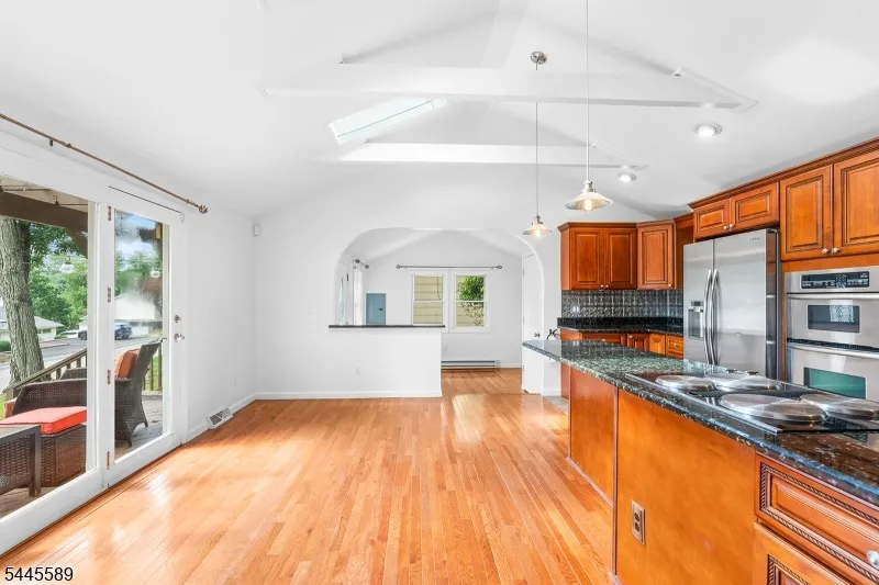 112 Seneca Lake Rd Sparta, NJ 07871