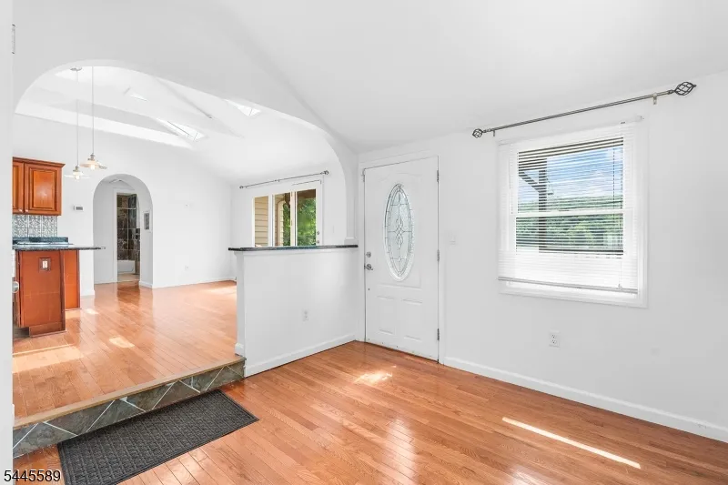 112 Seneca Lake Rd Sparta, NJ 07871