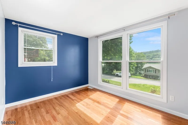 112 Seneca Lake Rd Sparta, NJ 07871