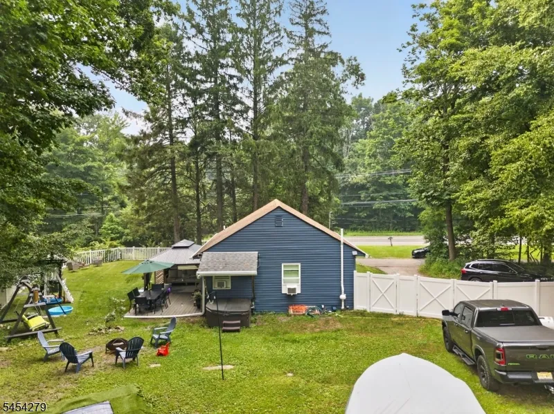 532 Glen Rd Sparta, NJ 07871