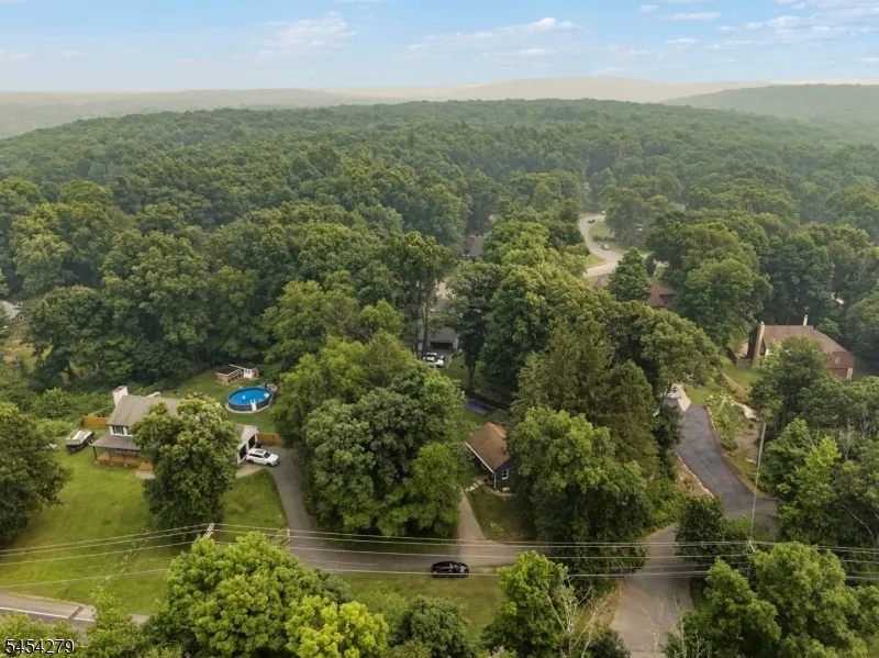 532 Glen Rd Sparta, NJ 07871