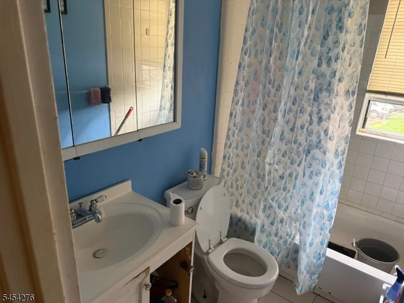 965 E Front St Plainfield City, NJ 07062