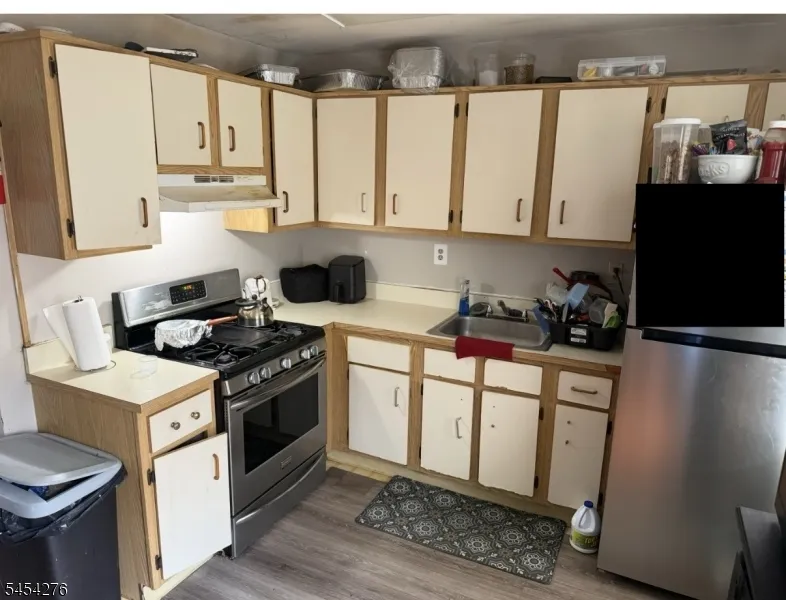 965 E Front St Plainfield City, NJ 07062