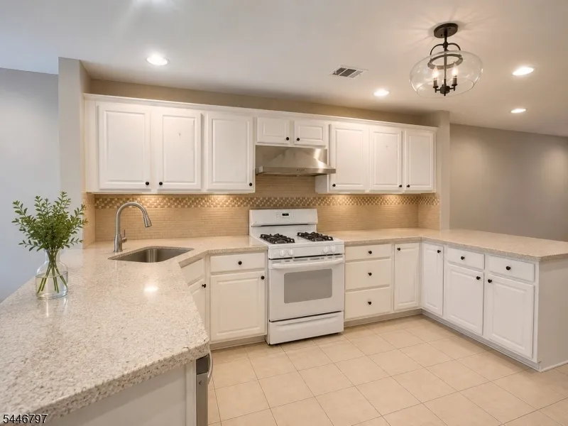 141 Coburn Rd Hopewell, NJ 08534