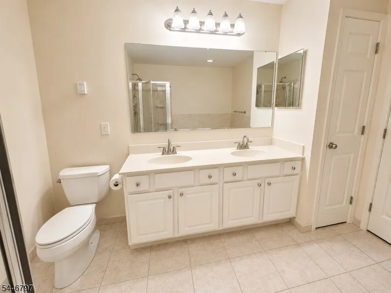 141 Coburn Rd Hopewell, NJ 08534