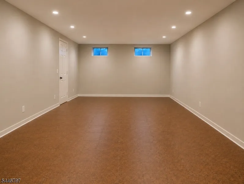 141 Coburn Rd Hopewell, NJ 08534