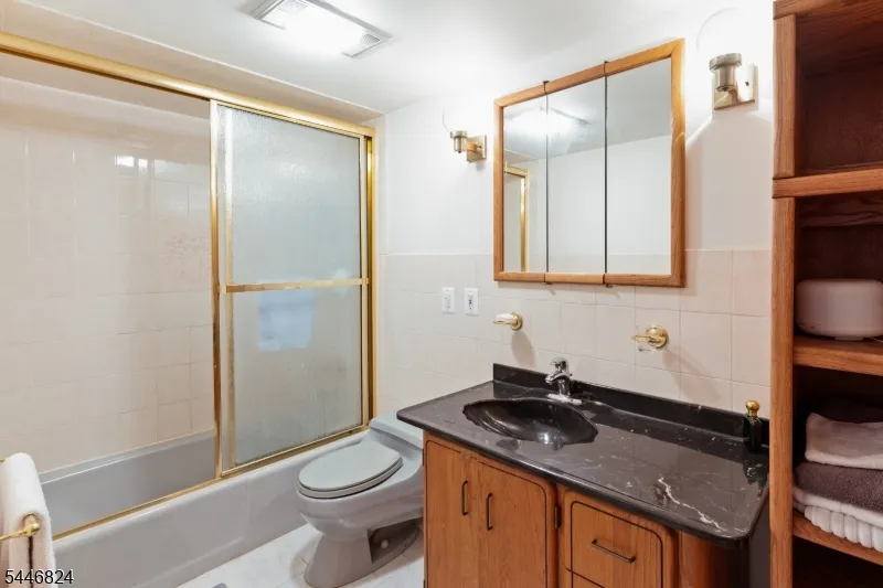21 Maple Pkwy Sparta, NJ 07871