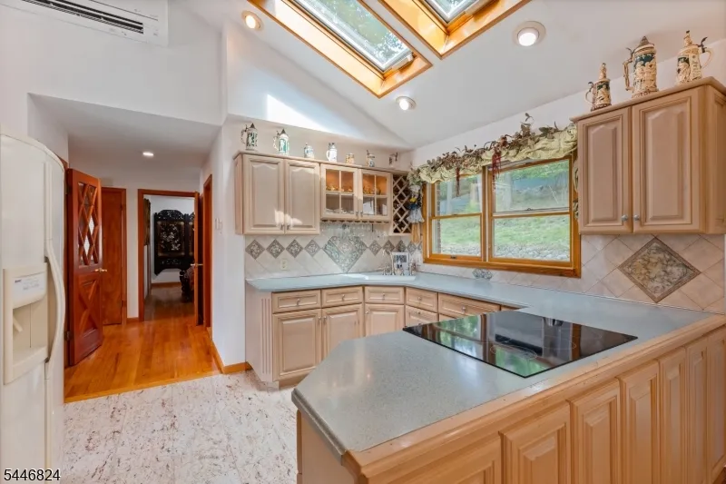 21 Maple Pkwy Sparta, NJ 07871