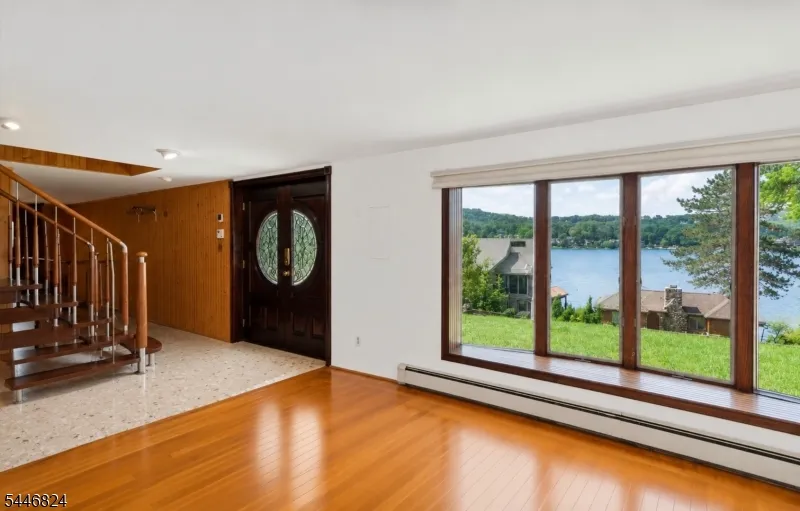 21 Maple Pkwy Sparta, NJ 07871