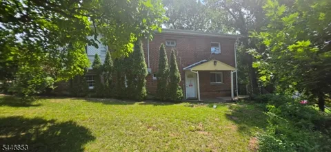 70 Wood Ave